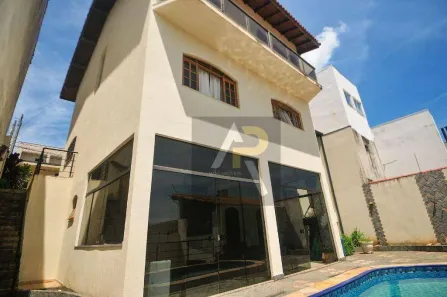 Sobrado com 3 Quartos à venda, 285m² no Residencial Novo Horizonte I, Mogi das Cruzes