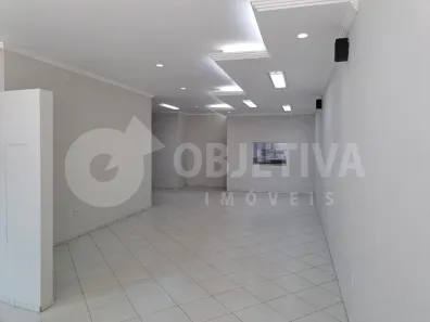Ponto Comercial para alugar, 200m² no Umuarama, Uberlândia