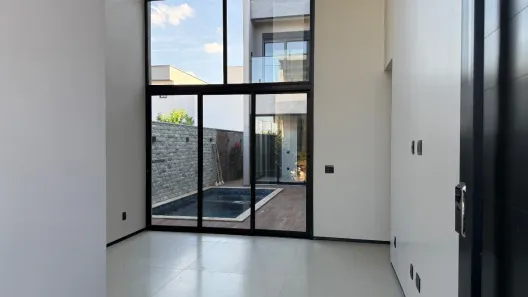 Sobrado com 4 Quartos à venda, 270m² no Jardins Bolonha, Senador Canedo