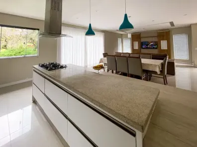 Casa com 3 Quartos à venda, 320m² no Ratones, Florianópolis