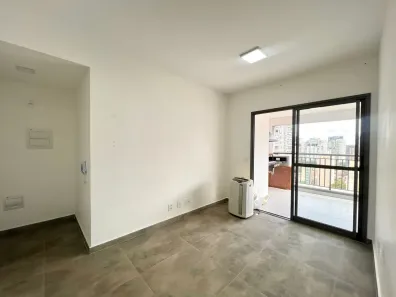 Apartamento com 2 Quartos para alugar, 51m² no Santo Amaro, São Paulo