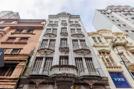 Prédio Comercial à venda, 1500m² no Centro Histórico, Porto Alegre