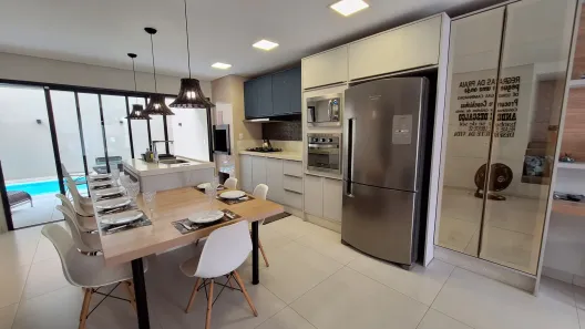 Sobrado com 4 Quartos à venda, 225m² no Praia da Enseada, São Francisco do Sul