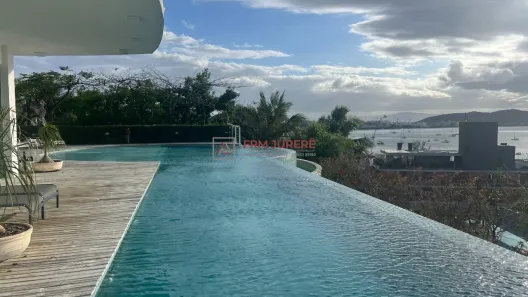Cobertura com 4 Quartos à venda, 311m² no Jurerê, Florianópolis