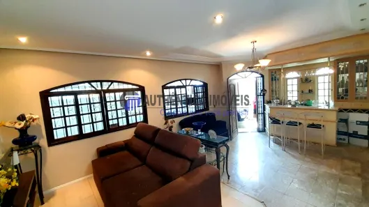 Casa com 3 Quartos à venda, 210m² no Vila Yara, Osasco