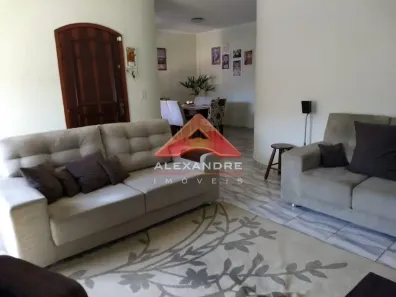 Casa com 3 Quartos à venda, 220m² no Jardim Ismênia, São José dos Campos