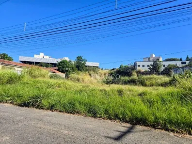 Lote/Terreno à venda, 1700m² no Jardim Paulista, Taubaté