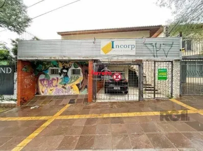 Casa com 5 Quartos à venda, 300m² no Boa Vista, Porto Alegre