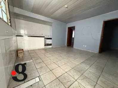 Casa com 2 Quartos para alugar, 55m² no Vila Paranaguá, São Paulo