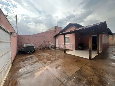 Casa com 3 Quartos à venda, 97m² no Vila Militar, Uberaba