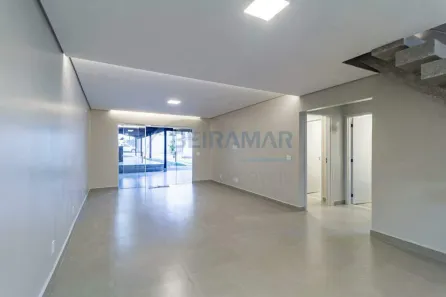 Casa com 4 Quartos à venda, 300m² no Setor Habitacional Arniqueira, Brasília