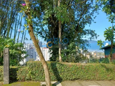 Lote/Terreno à venda, 995m² no Marapé, Santos