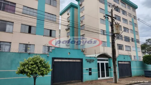 Apartamento com 3 Quartos para alugar, 90m² no Vila Marumby, Maringá