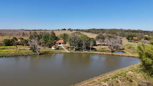 Fazenda/Sítio com 5 Quartos à venda, 9m² no , Piracanjuba