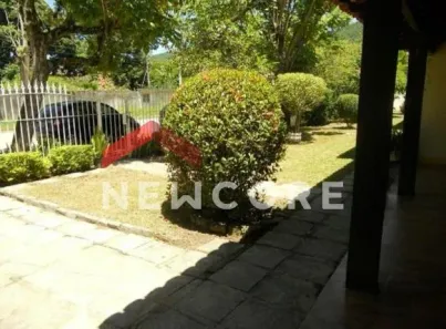 Casa com 4 Quartos à venda, 280m² no Piratininga, Niterói