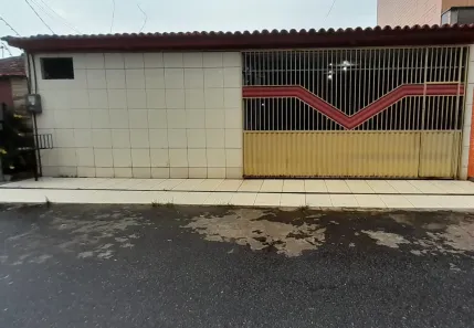 Casa com 5 Quartos à venda, 170m² no Centro, Ananindeua