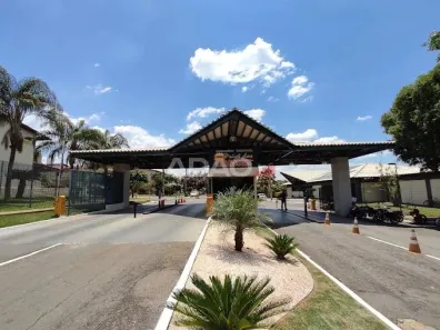 Casa de Condomínio com 3 Quartos à venda, 175m² no Jardim Vitória, Goiânia