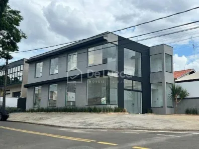 Sobrado com 3 Quartos para venda ou aluguel, 316m² no Jardim São Carlos, Campinas