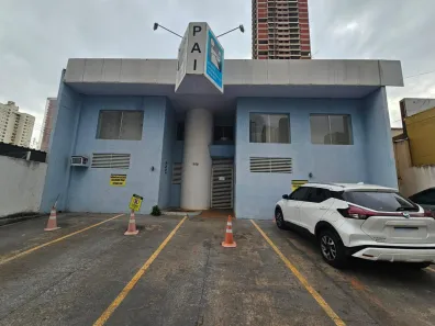 Sobrado com 7 Quartos à venda, 465m² no Setor Bueno, Goiânia