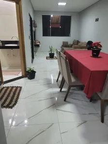 Sobrado com 3 Quartos para alugar, 260m² no Loteamento Portal do Vale II, Uberlândia