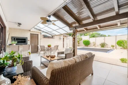 Casa com 3 Quartos à venda, 420m² no Boa Vista, Porto Alegre