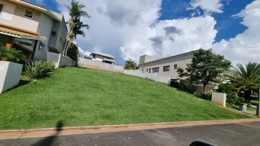 Lote/Terreno à venda, 800m² no Residencial Alphaville Flamboyant, Goiânia