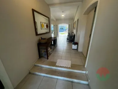 Casa de Condomínio com 5 Quartos à venda, 400m² no Jardim Acapulco, Guarujá