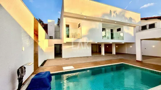 Casa com 4 Quartos à venda, 296m² no Belvedere, Belo Horizonte