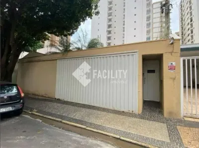 Casa com 3 Quartos para alugar, 208m² no Cambuí, Campinas