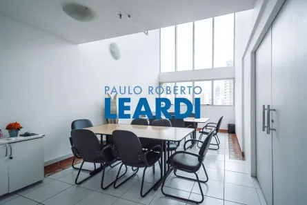 Ponto Comercial à venda, 27m² no Água Branca, São Paulo