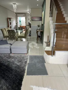 Casa com 2 Quartos à venda, 200m² no Espírito Santo, Porto Alegre