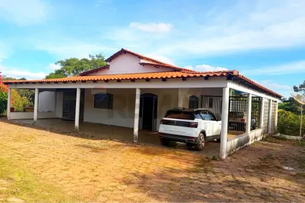 Fazenda/Sítio com 3 Quartos à venda, 250m² no , Brasília