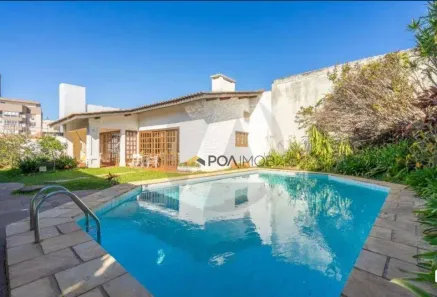 Casa com 3 Quartos para alugar, 300m² no Três Figueiras, Porto Alegre