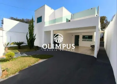 Casa com 5 Quartos para alugar, 200m² no Jardim Inconfidência, Uberlândia