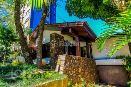 Casa com 3 Quartos à venda, 369m² no Rio Branco, Porto Alegre