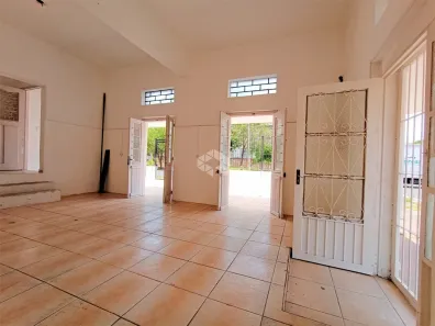 Prédio Comercial com 4 Quartos à venda, 127m² no São Geraldo, Porto Alegre