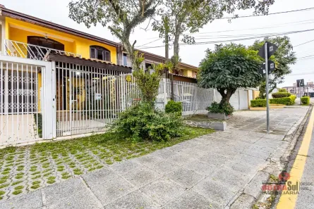 Sobrado com 3 Quartos à venda, 145m² no Capão Raso, Curitiba