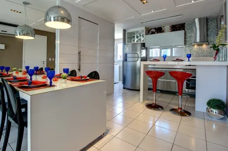 Apartamento com 3 Quartos para alugar, 90m² no Meireles, Fortaleza