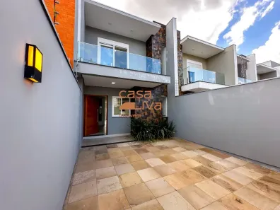 Sobrado com 3 Quartos à venda, 125m² no Estância Velha, Canoas