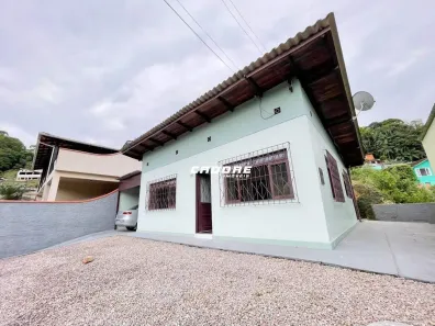 Casa com 2 Quartos para alugar, 75m² no Glória, Blumenau