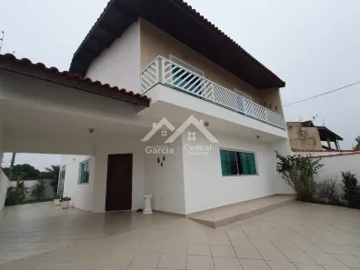 Sobrado com 4 Quartos à venda, 223m² no Balneário Continental, Peruíbe