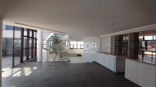 Apartamento com 4 Quartos para alugar, 698m² no Fundinho, Uberlândia