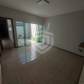 Casa com 3 Quartos para alugar, 266m² no Jardim Panorama, Bauru