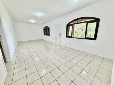 Casa com 3 Quartos para alugar, 150m² no Tribess, Blumenau