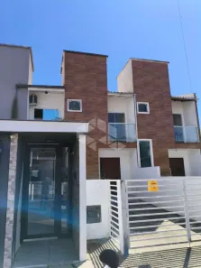 Casa com 2 Quartos para alugar, 80m² no São João do Rio Vermelho, Florianópolis
