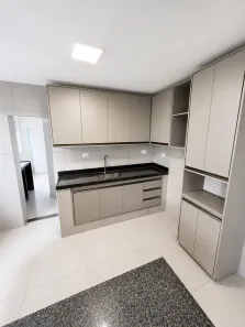 Apartamento com 2 Quartos para alugar, 81m² no Pina, Recife
