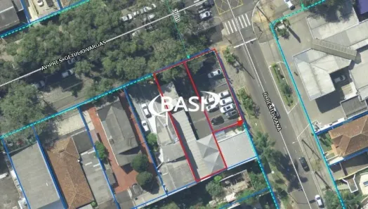 Lote/Terreno à venda, 677m² no Água Verde, Curitiba