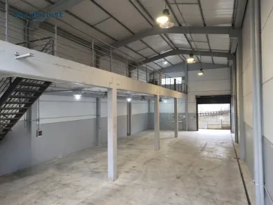 Galpão/Depósito/Armazém para alugar, 300m² no Rio Branco, Canoas