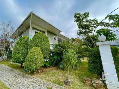 Casa de Condomínio com 4 Quartos à venda, 530m² no Várzea, Teresópolis