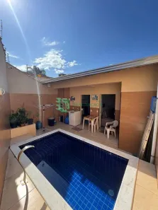 Casa com 3 Quartos à venda, 88m² no Jardim Aguapeu, Mongaguá